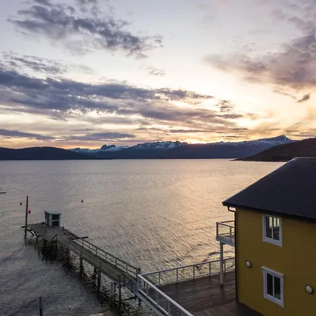 Lägenhetshotell Sea 3*